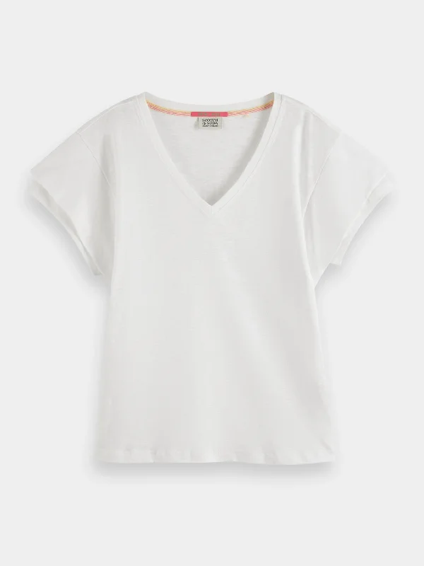 Layered sleeve v-neck t-shirt